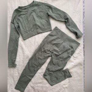 SHEIN Olive Green Leggings Set